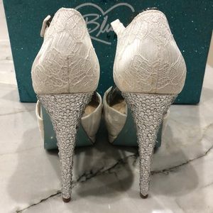 Betsy Johnson platform Veil Heels Rhinestones White